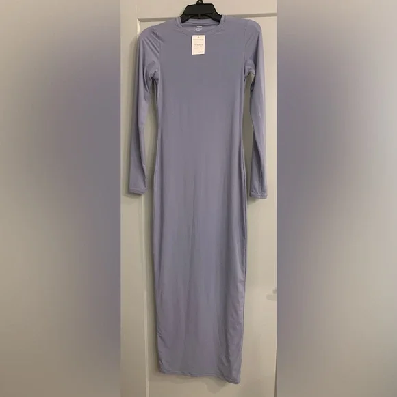 SKIMS Maxi Dress - Picture 4 of 7